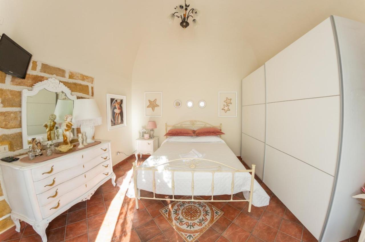 Casa Vacanze Terrasini Duomo מראה חיצוני תמונה